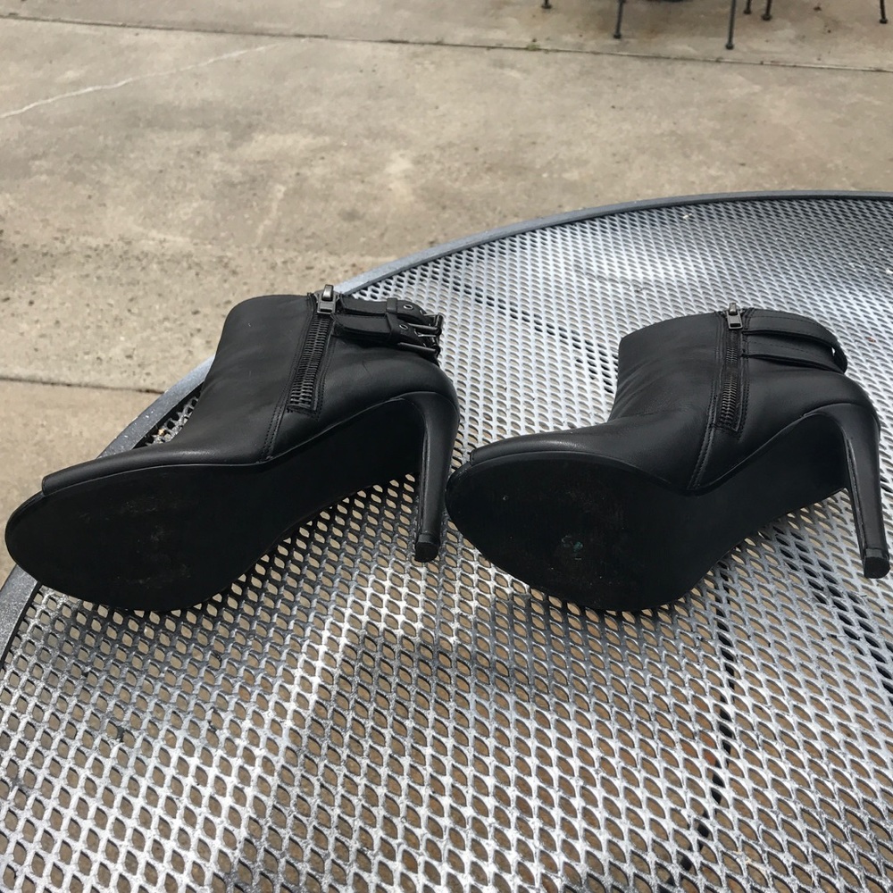 Steve Madden, Black Ankle Open Toe Boot, Size-6 - image 6